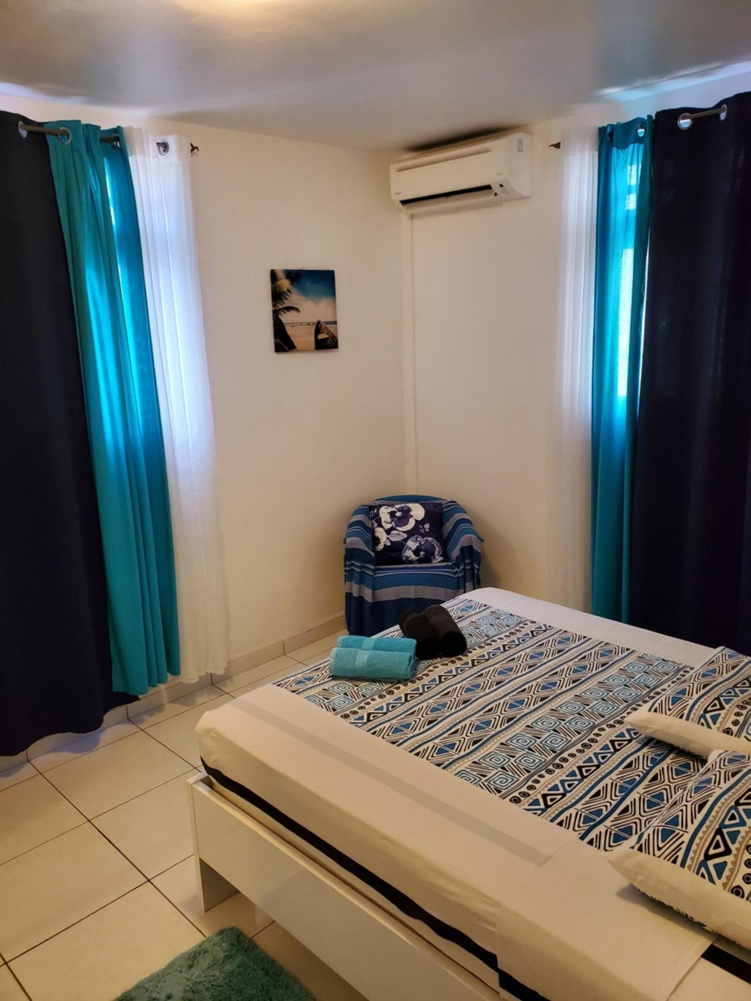Villa Iguanina120M2-Wifi-300M Plage-4 Pers Le Gosier  Dış mekan fotoğraf