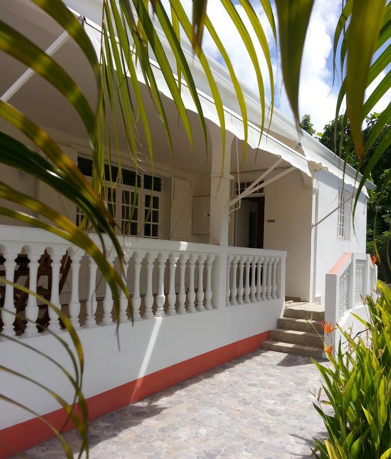 Villa Iguanina120M2-Wifi-300M Plage-4 Pers Le Gosier  Dış mekan fotoğraf