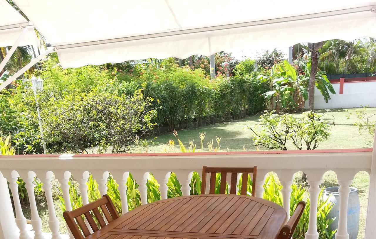 Villa Iguanina120M2-Wifi-300M Plage-4 Pers Le Gosier  Dış mekan fotoğraf