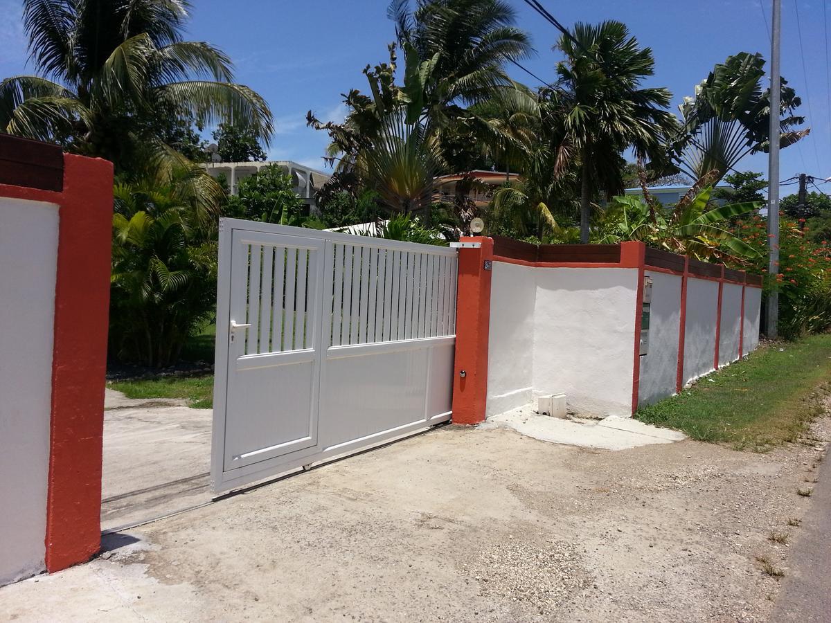 Villa Iguanina120M2-Wifi-300M Plage-4 Pers Le Gosier  Dış mekan fotoğraf